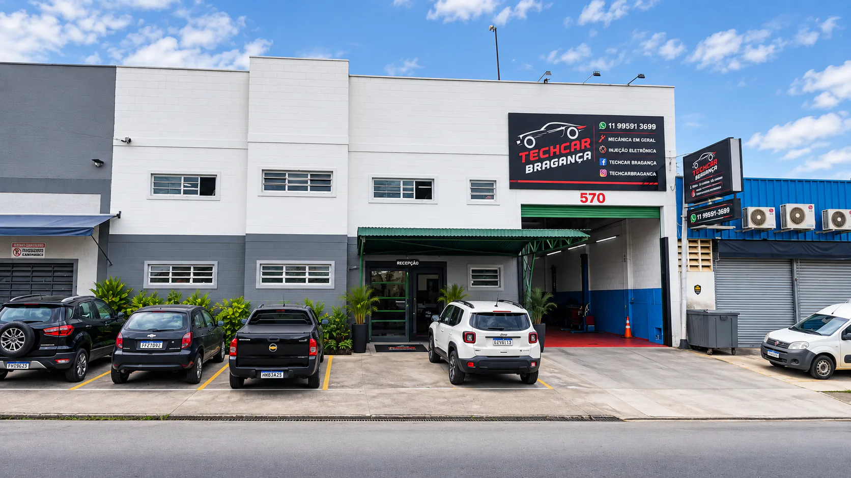 Fachada e entrada da Tech Car Bragança